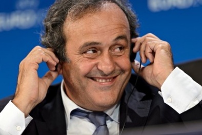 Sau thẻ vàng, thẻ đỏ, bóng đá sắp có thêm 'thẻ trắng'?