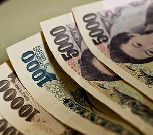 Đô la sụt giá so với đồng yên Nhật