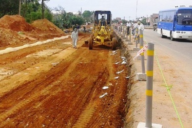 Bộ trưởng Thăng phê bình đơn vị làm đường ẩu