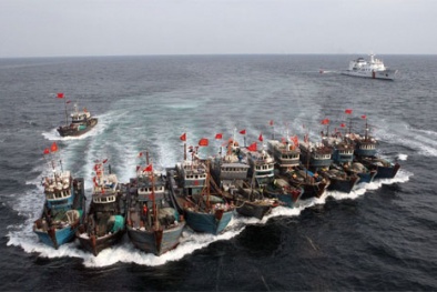 Tình hình Biển Đông ngày 25/10: 'Trung Quốc không xúi ngư dân xuống Biển Đông?!'