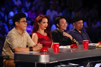 Hoài Linh bị lôi ra làm 'thí nghiệm' khiến Thúy Hạnh hoảng sợ