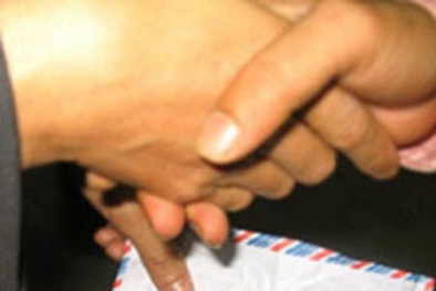 Đại gia 'chân đất' chơi ngông không đụng hàng