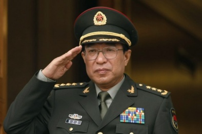 Cựu phó chủ tịch quân ủy trung ương nhận hối lộ
