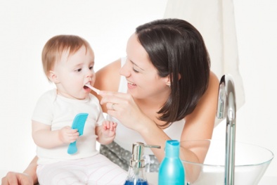 Bí quyết tập đánh răng cho bé