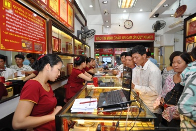 Giá vàng hôm nay ngày 30/10/2014: Tin tức lãi suất kéo giá vàng giảm rất mạnh