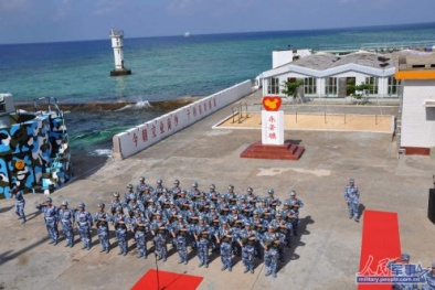 Tình hình Biển Đông ngày 30/10: Trung Quốc lộ kế hoạch đắp ụ tàu nổi ở Trường Sa