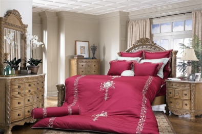 Gợi ý chọn chăn ga gối đệm cho giường cưới