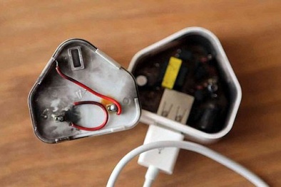 Phân biệt sạc iPhone xịn nhanh chóng và hiệu quả