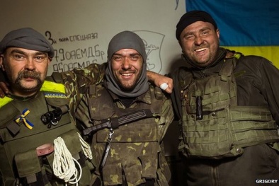 Tình hình Ukraine: Những ‘lá chắn sống’ ở sân bay Donetsk