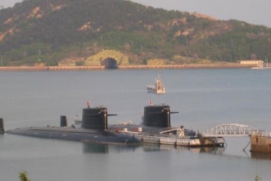 Tình hình Biển Đông ngày 3/11: 'Đột nhập' căn cứ ngầm Trung Quốc núp dưới đảo nghỉ dưỡng Hải Nam