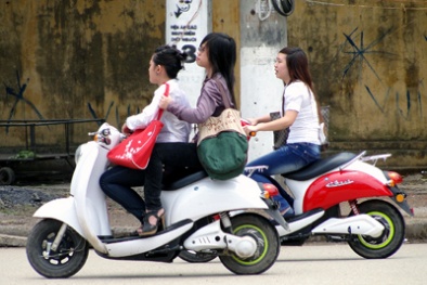 Miễn phí trước bạ cho xe máy điện tới hết 30/6/2015