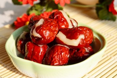 Cách làm món bánh nếp táo tàu hấp dẫn tặng thầy cô 20/11