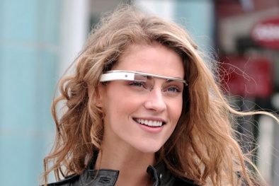 Kính Google Glass dễ gây nguy hiểm giao thông