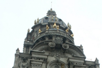 Lâu đài gà vàng, 'vận hạn' của đại gia Cầu Giấy