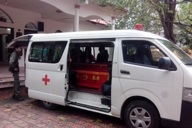 Giết bạn gái rồi dùng dao tự sát trong phòng trọ
