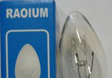 Hàng loạt bóng đèn Trung Quốc gây điện giật