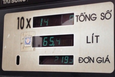 Bình xăng 61 lít đổ được... 65,48 lít