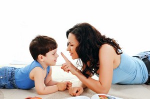 Cha mẹ phải làm gì để con cái vâng lời?