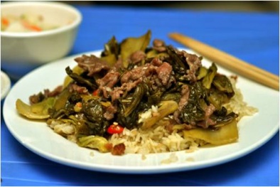 Cách làm cơm rang dưa bò thơm ngon và hấp dẫn