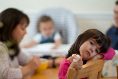 Những câu nói cha mẹ không bao giờ nên nói với con
