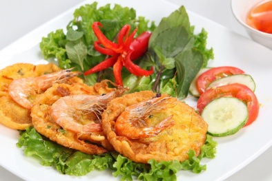 Cách làm bánh tôm Hồ Tây giòn ngon tại nhà