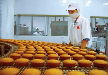 'Bánh ngọt' đang dần vào tay doanh nghiệp ngoại