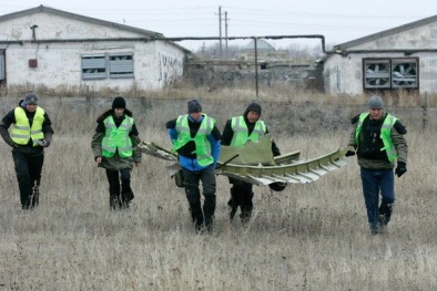 Một phần xác máy bay MH17 đã được chuyển về Kharkov