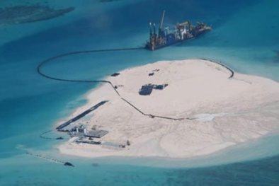 Trung Quốc ngụy biện lý do xây đảo phi pháp ở Biển Đông