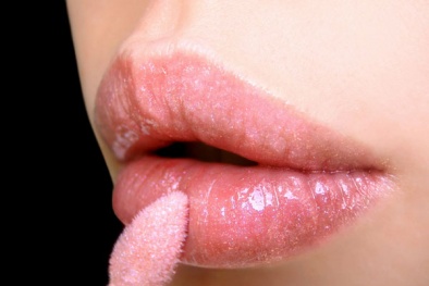 5 hóa chất độc hại hàng đầu trong son môi