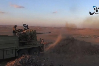 IS đánh bom kép ở biên giới Syria gây giao tranh dữ dội