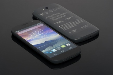 Độc đáo smartphone Yotaphone với 2 màn hình hiển thị