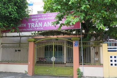 Ngày mai kiểm điểm cán bộ cấp đất, bán nhà cho ông Truyền