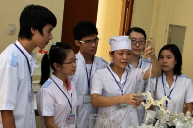 Tạm dừng mở đào tạo y, dược ở các trường đại học, cao đẳng đa ngành