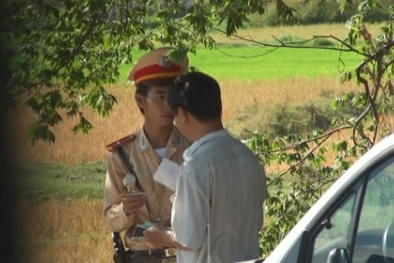 TP.HCM: Thông báo về địa phương nếu đưa hối lộ cho CSGT