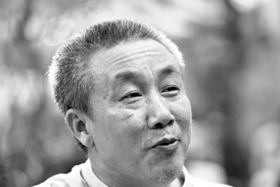 Tạm giữ hình sự đối với nhà văn Nguyễn Quang Lập