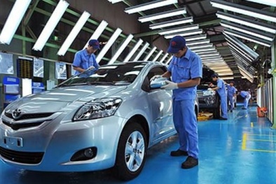 Giá nhiên liệu giảm mạnh – mối lo ngại lớn đối với ngành sản xuất ô tô