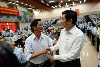 Vì sao khó mua tin chống tham nhũng?