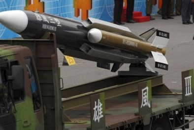 Đài Loan trưng hàng loạt vũ khí đe dọa Trung Quốc