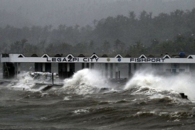 Tin bão mới nhất về cơn bão hagupit: Chính phủ họp khẩn ứng phó siêu bão