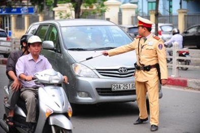 Hà Nội: Nghiêm cấm CSGT đứng núp, rút chìa khóa xe vi phạm