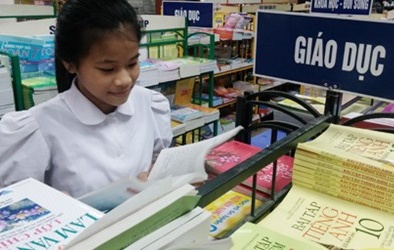 Bộ GD&ĐT ráo riết tìm người viết SGK mới