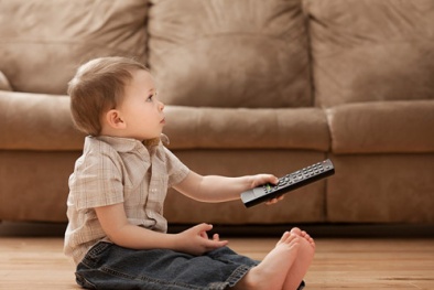 Mẹ tô son, sơn móng tay, con mất khôn!