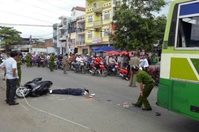 TP.HCM: Va chạm với xe buýt, nam thanh niên tử vong tại chỗ