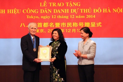Trao danh hiệu công dân danh dự Thủ đô Hà Nội cho cựu Thủ tướng Nhật Bản