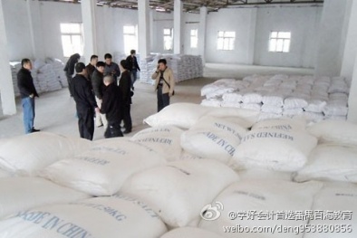 Trung Quốc: Muối công nghiệp độc hại 'đội lốt' muối ăn