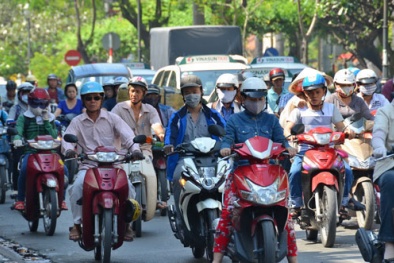 TP. HCM băn khoăn về thu phí xe máy
