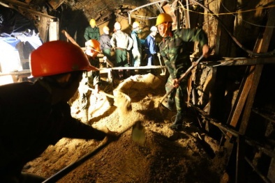 Cập nhật sập hầm thủy điện Đạ Dâng: Làm thế nào để nạn nhân không bị đói và rét?