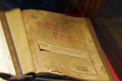 Sách 'tuyệt tích giang hồ' xuất hiện