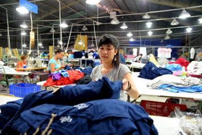 Đủ chiêu kéo khách mua hàng trực tuyến