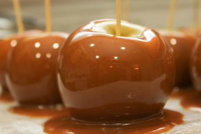 Táo caramen nhiễm khuẩn làm 5 người chết